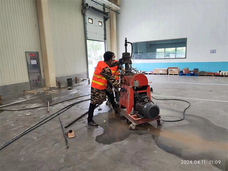 南充厂房地面下沉塌陷注浆加固施工